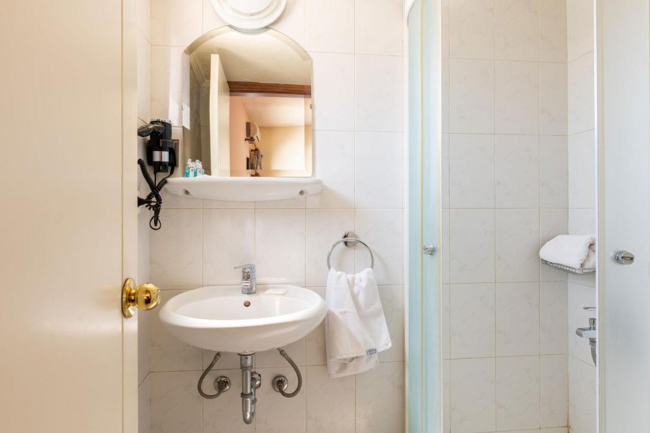 Rami Hotel Fālūghā Dış mekan fotoğraf